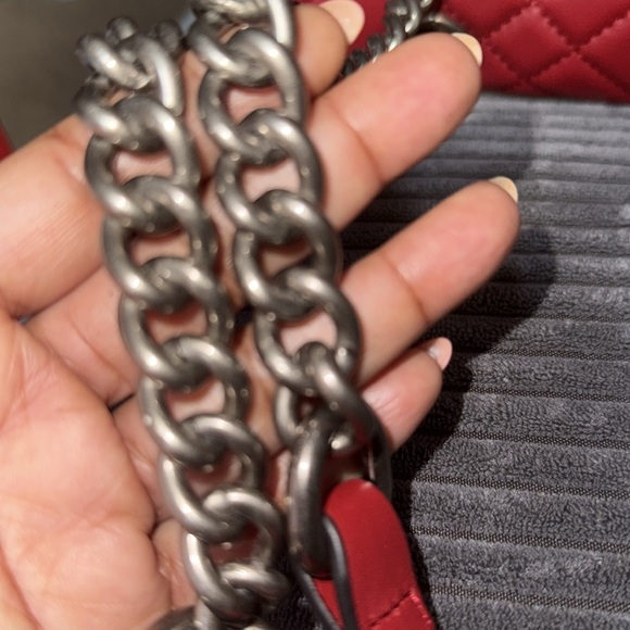 Red KURT GEIGER Quilted Shoulder Bag with Chain Strap - Picture 10 of 10